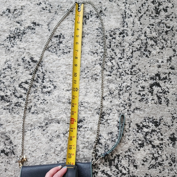 *SOLD* COACH Turnlock Crossbody Navy Saffiano Leather Chain Strap with Charm - Picture 9 of 9